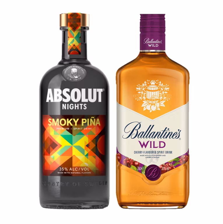 Amazon: Absolut Kit Absolut Nights Smoky Piña, 700 ml + Ballantine's Licor Wild Cherry, 700ml