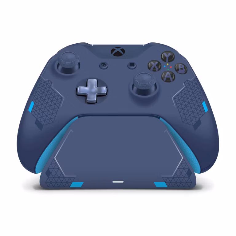Amazon: Controller Gear Sport Blue Special Edition - Xbox Pro Charging Stand ( Control no incluido)