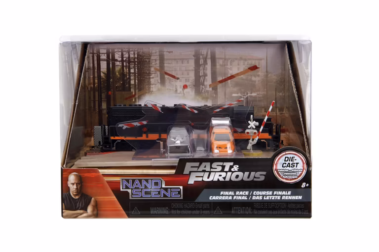 Amazon: Diorama Fast & Furious Final Race Train Nano Scene y 2 Coches fundidos de 1.65 Pulgadas