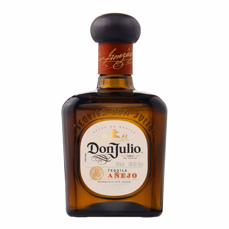 Amazon: Don Julio, Tequila Añejo 700ml, Notas a Miel Silvestre, Caramelo, Agave Cocido, Cerezas y Fresas