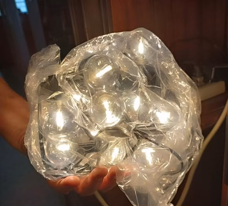 Amazon: Guirnalda de Luces LED Exterior, 15m 25+2 Focos LED