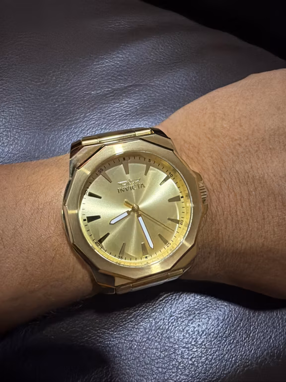 Amazon: Invicta Speedway 42mm