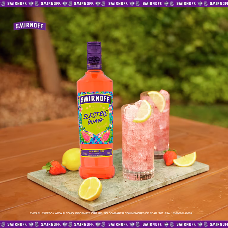 AMAZON: Smirnoff, Electric Guava, 750 ml, Vodka, Origen Ruso, Sabor Puro con Toque de Guayaba y Jengibre