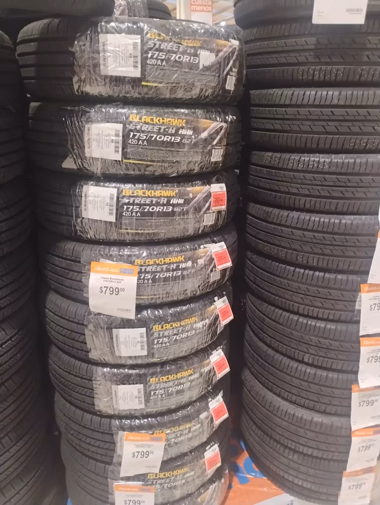 Chedraui. Llanta Atlas 175/70 R13