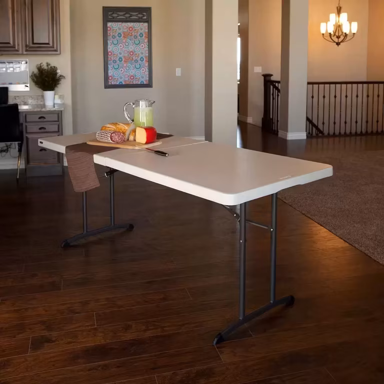 Costco: Lifetime mesa plegable por el centro 182 cm