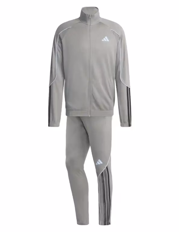 Liverpool: Conjunto deportivo Ardidas