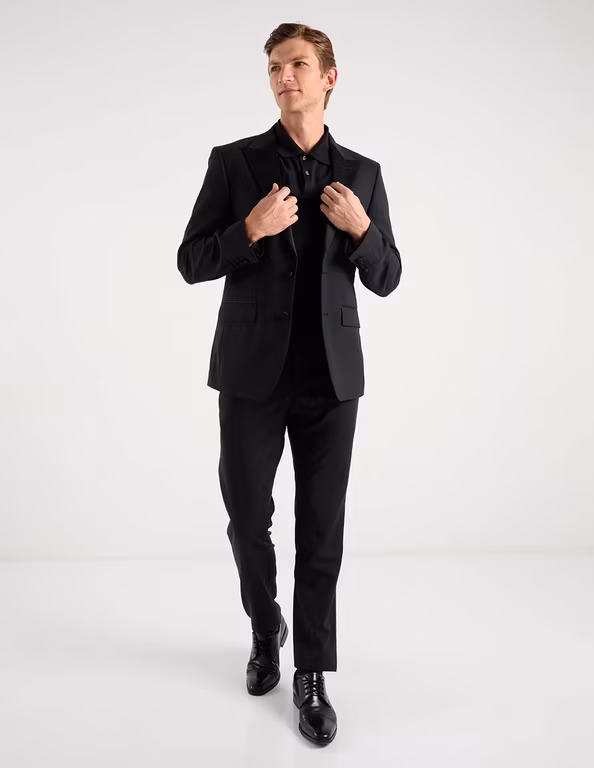 Liverpool: Traje Calvin Klein para Hombre | Lana | Tallas disponibles: 36R, 38R, 40R, 42R, 44R, 46R y 48R.