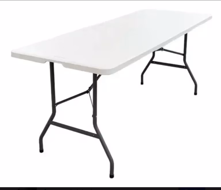 Mercado libre: Mesa plegable de plástico Styrka tipo portafolio 1.80M